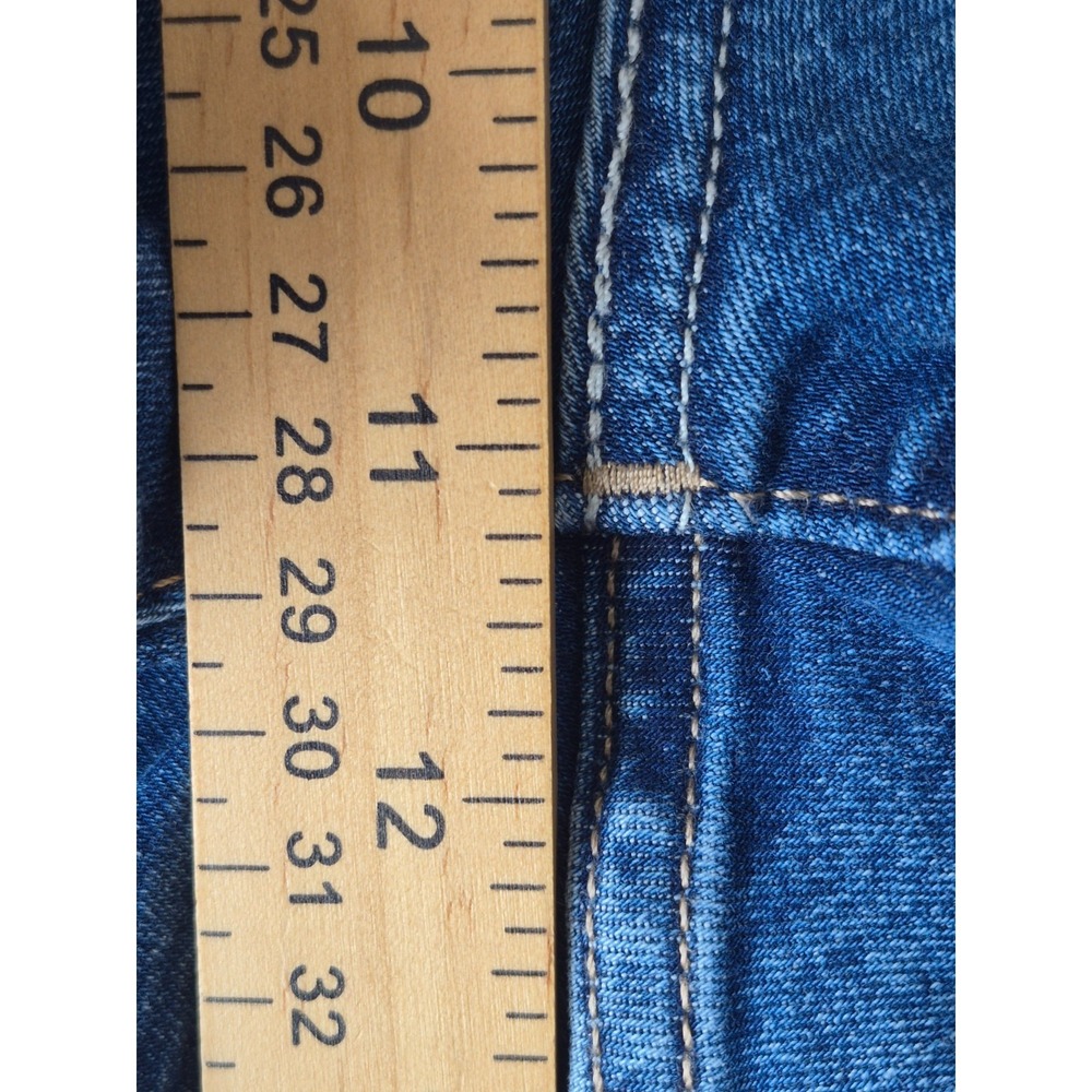Signature Levi Strauss High Rise Denim Shorts Womens 14 W32 Blue Raw Hem Stretch - Picture 10 of 11
